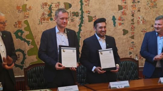 Chava Santos apuesta por cooperación internacional para fortalecer el reciclaje y enfrentar la crisis de basura