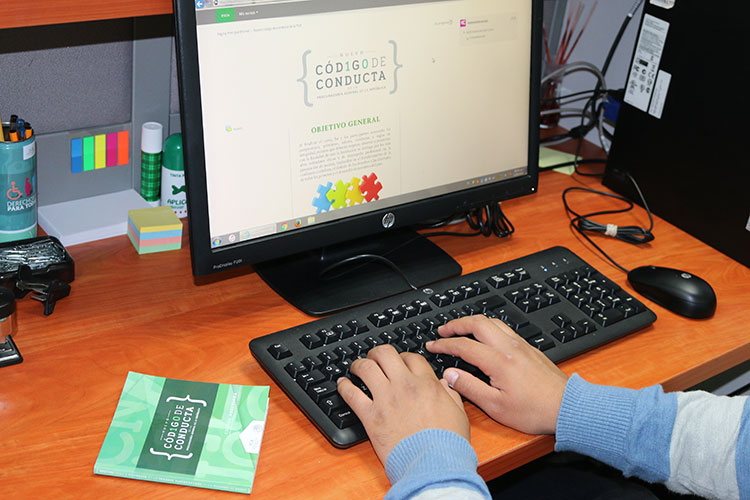 Personal de PGR Tlaxcala Toma curso en linea del Nuevo Código de Conducta 