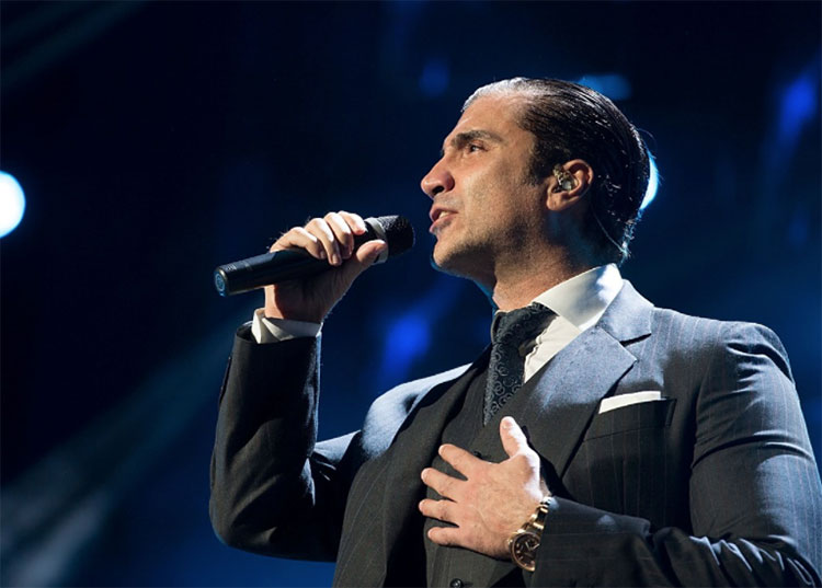 Alejandro Fernandez culmina gira con concierto gratuito en la CDMX
