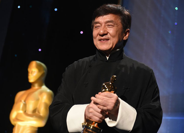 Reconocen con 'Óscar honorífico' la trayectoria de Jackie Chan