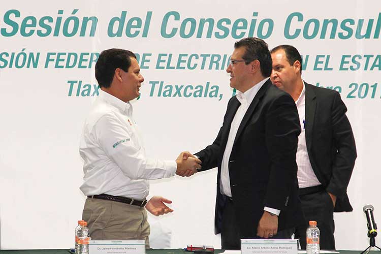 Reconoce Marco Mena apoyo de CFE a Tlaxcala