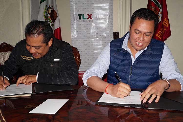 Firman convenio de colaboración Sepuede y Chiautempan