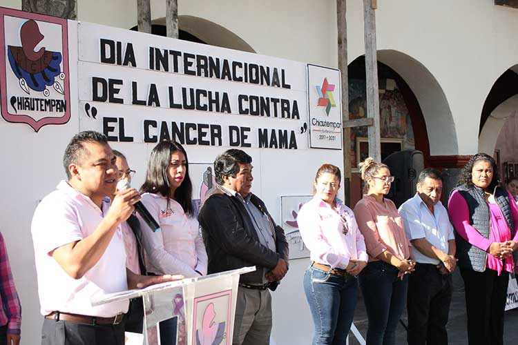 Conmemora Ayuntamiento de Chiautempan  día internacional contra el cáncer de mama