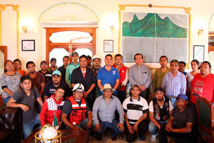 Gobierno Municipal de Huamantla entrega apoyo económico a brigadistas voluntarios