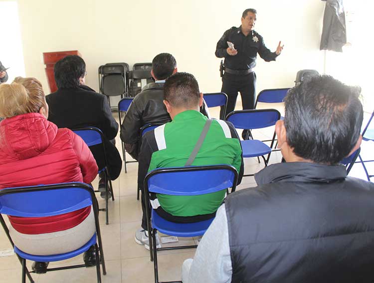 Seguridad pública de Lardizábal establece comunicación directa con instituciones educativas