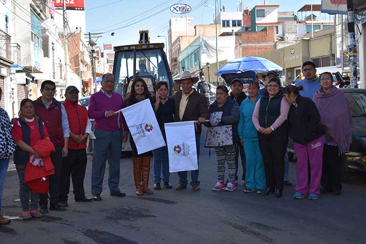 Rehabilita gobierno de Zacatelco 211mts. de drenaje sanitario en la sección segunda