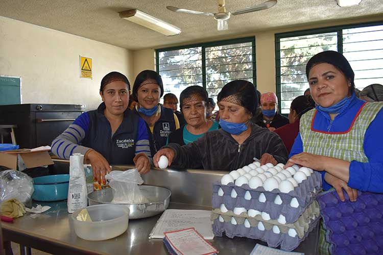 Imparte Profeco cursos de elaboración de alimentos y productos en Zacatelco 