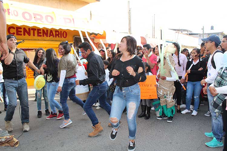 Realizan 1º marcha zombie en Zacatelco
