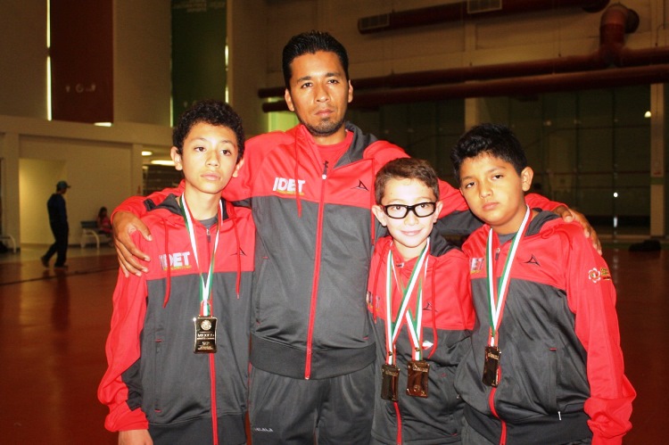 Viajan tlaxcaltecas a Internacional de Squash en Guanajuato