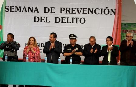 Clausura policía estatal la 4ta semana de prevención del delito en Altzayanca 